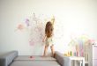 با این روش ها به راحتی نقاشی ماژیک کودکتان را از روی دیوار پاک کنید.